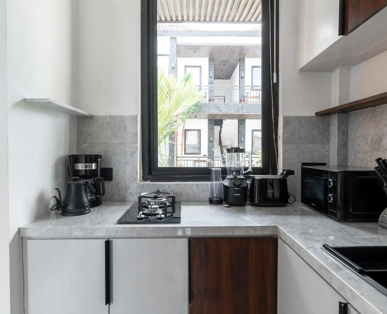 Sebelas Appartments By Evdekimi - The Residence With Authentic Cafe In Ubud Center - Long Stay Extras Indonesien