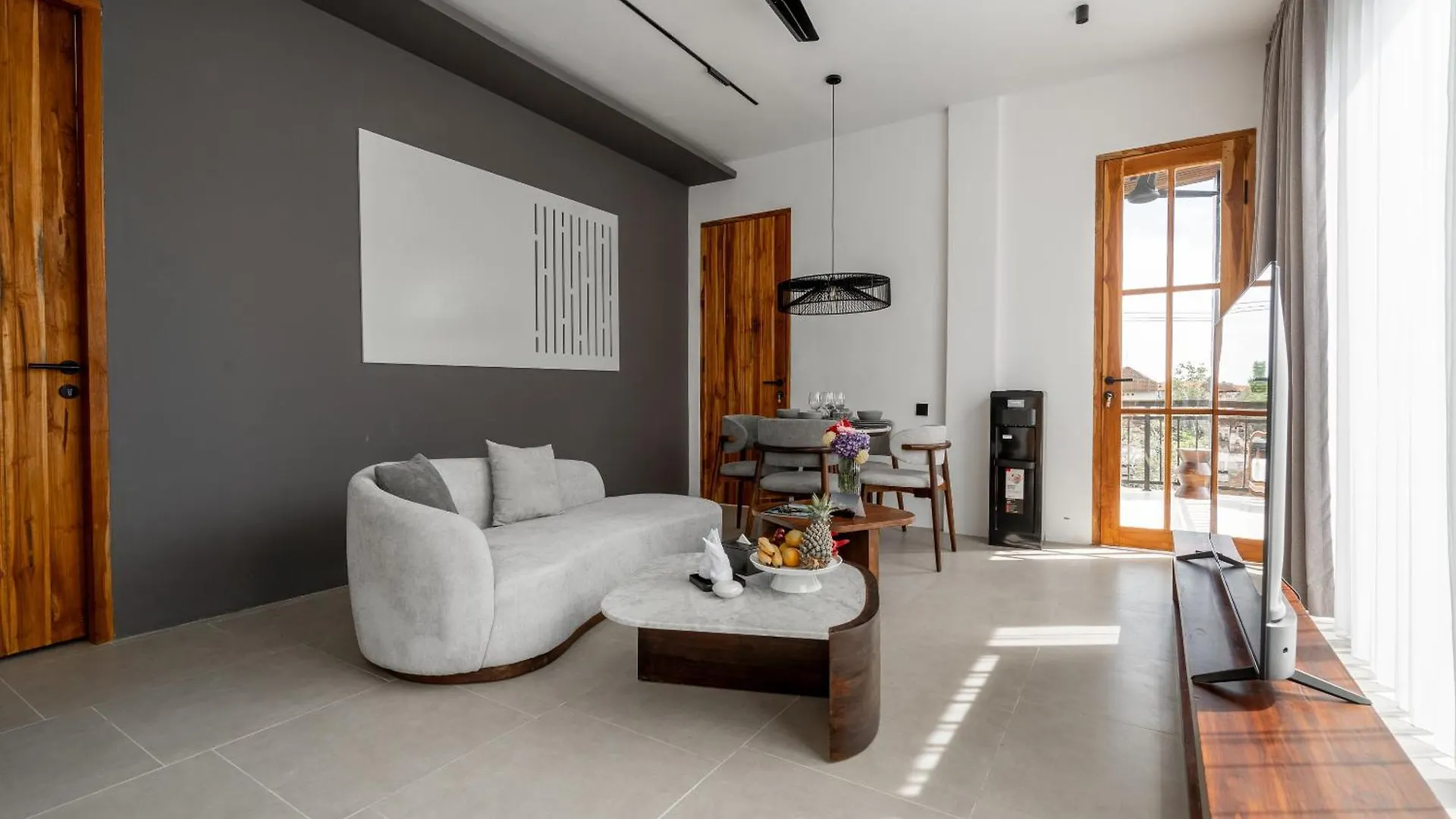 Sebelas Appartments By Evdekimi - The Residence With Authentic Cafe In Ubud Center - Long Stay Extras 0*,  Indonesien