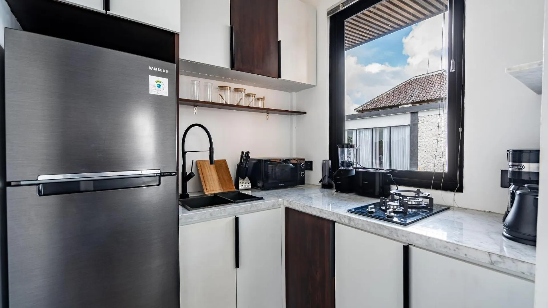 Sebelas Appartments By Evdekimi - The Residence With Authentic Cafe In Ubud Center - Long Stay Extras 0*,  Indonesien