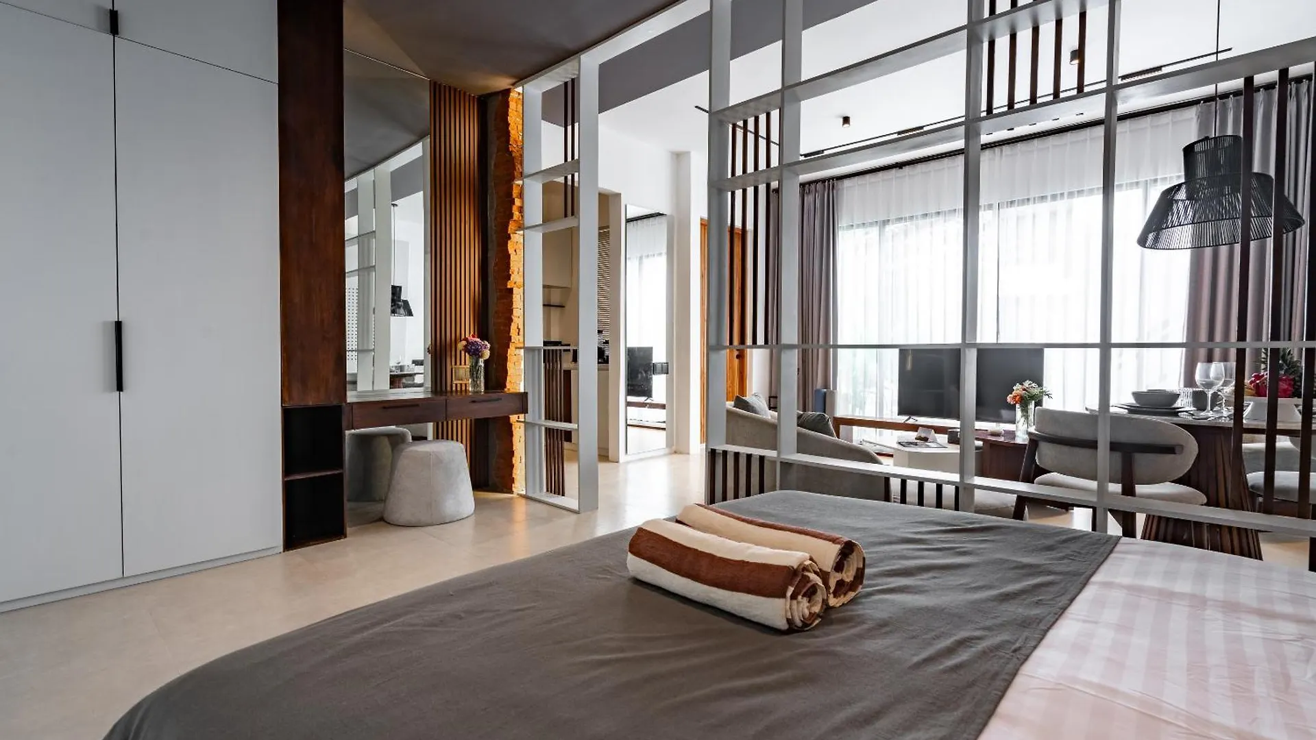 Sebelas Appartments By Evdekimi - The Residence With Authentic Cafe In Ubud Center - Long Stay Extras 0*,  Indonesien