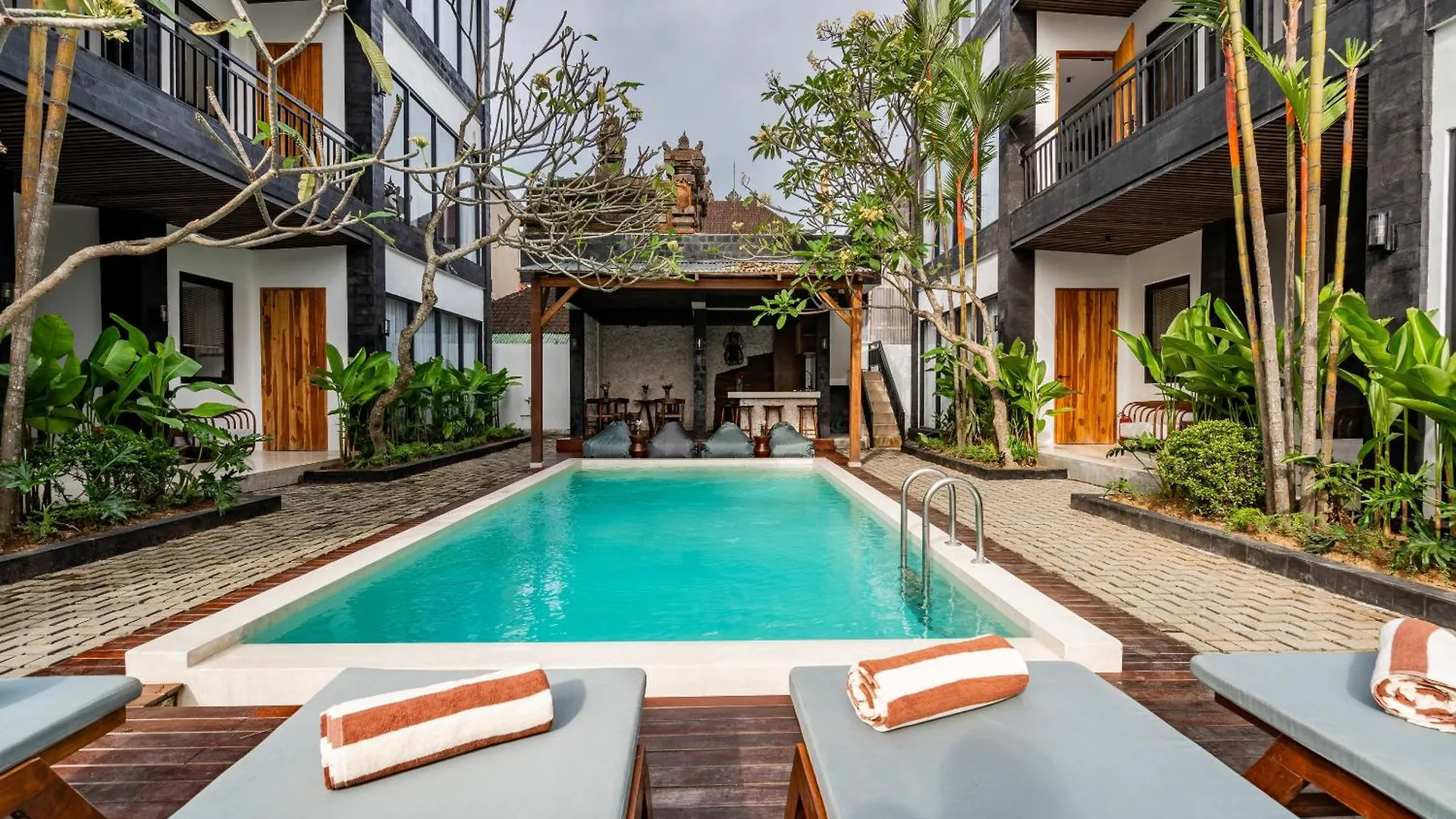 Sebelas Appartments By Evdekimi - The Residence With Authentic Cafe In Ubud Center - Long Stay Extras Indonesien