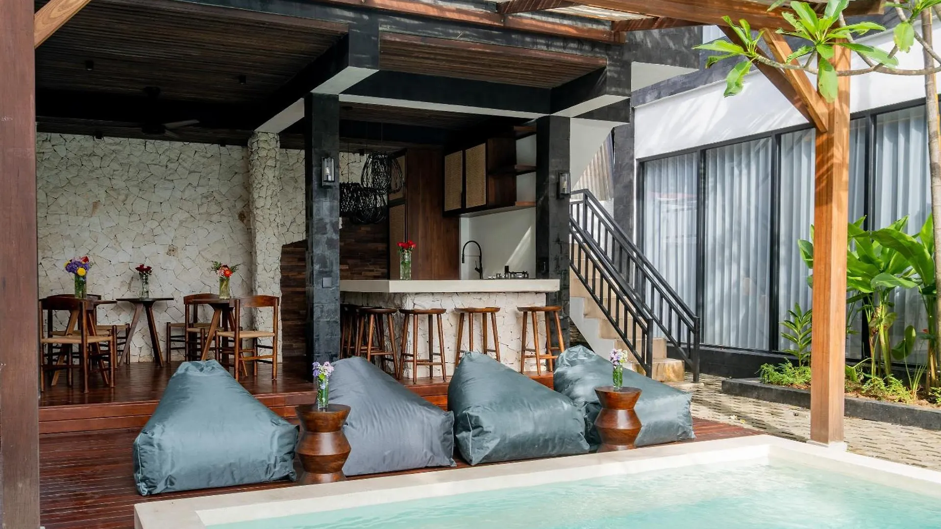 דירה Sebelas Appartments By Evdekimi - The Residence With Authentic Cafe In Ubud Center - Long Stay Extras